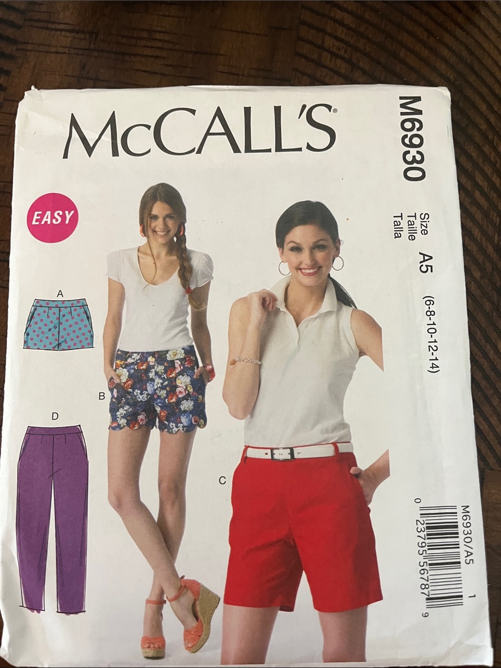 McCALL'S Women's Red Bermuda Shorts - Classic Tailored Fit
